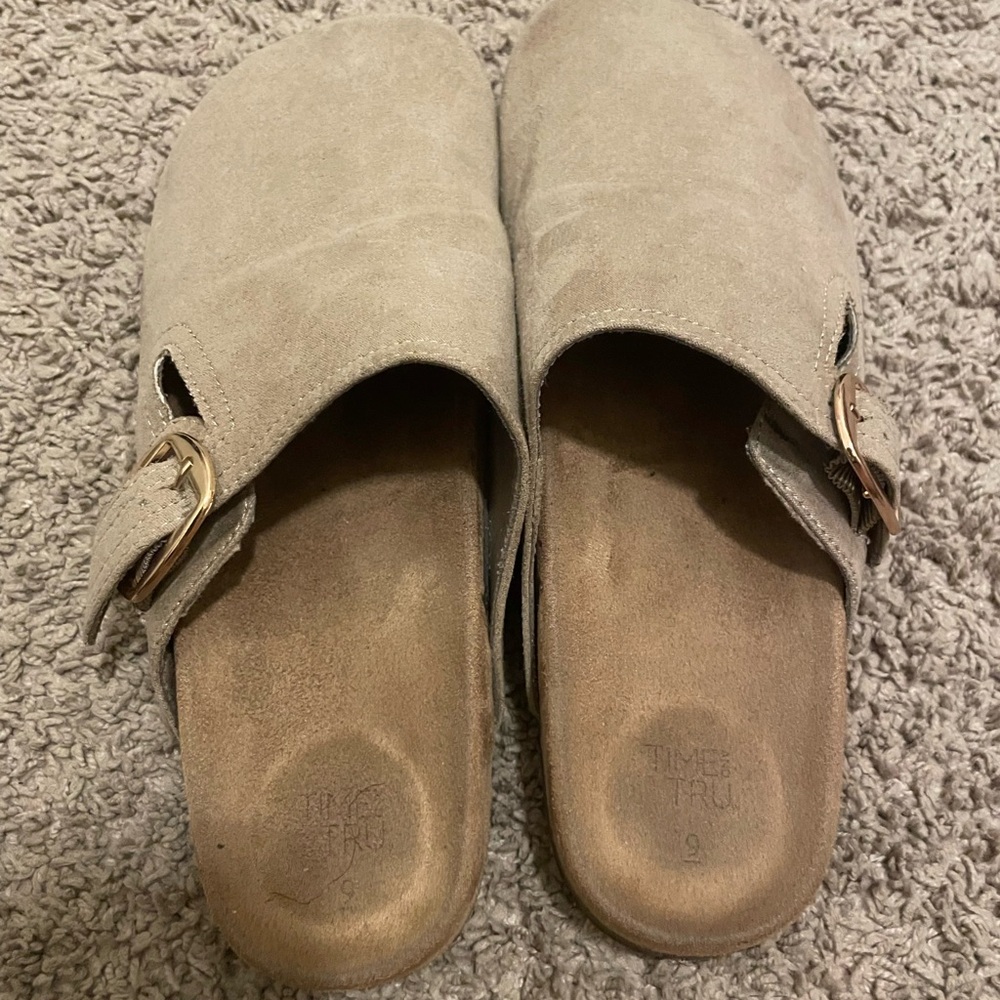 Time and Tru Women's Beige Mules with Buckle